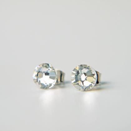 Simple Swarovski Crystal Titanium Earrings Sparkly..