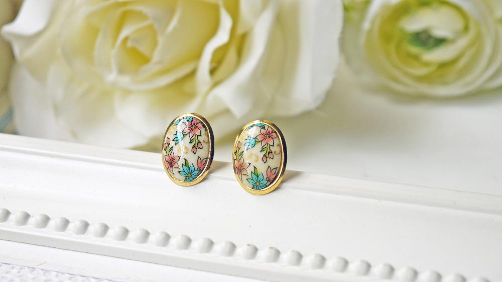 Vintage Floral Cabochon Post Earrings Oval Glass Cabochon Blue Peach Flowers Gold Stud Earrings